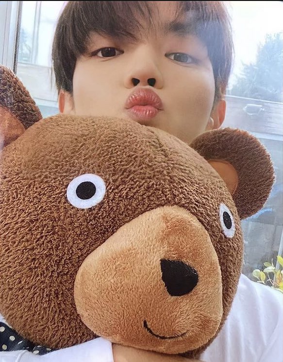 gracioussky's tweet photo. Please so cutie pie. Ma luv 🤍 https://t.co/CapHoYaeWw