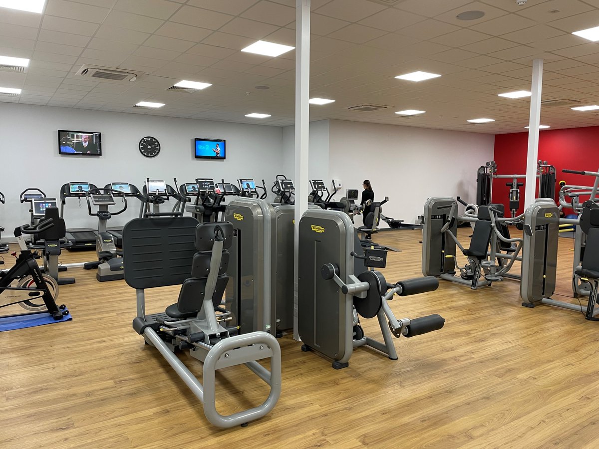varsityconsult's tweet photo. We're pleased to report our Brandon Leisure Centre refurbishment project is fully complete. A great project with @West_Suffolk @AllianceLeisure @EtecCSLtd &amp; @AC_Leisure #Suffolk #Construction https://t.co/bHDayC9EAz