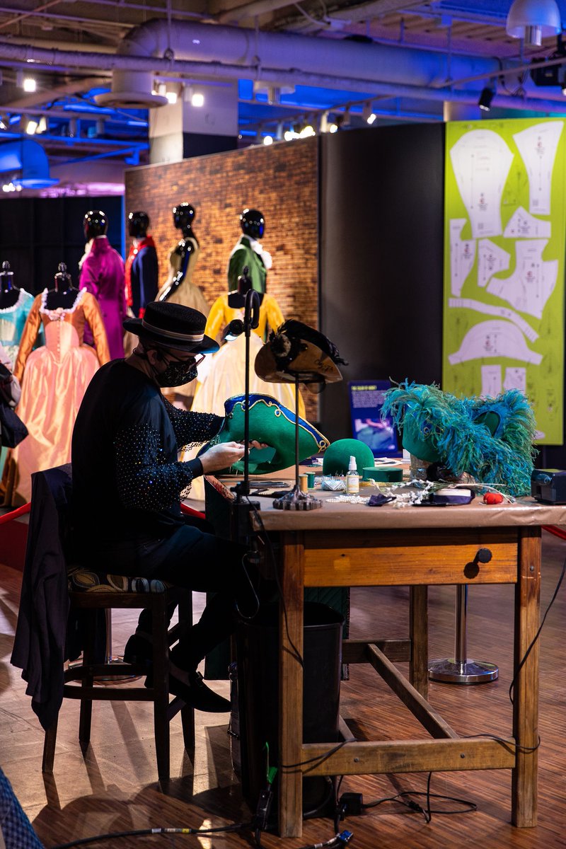 The costume industry in New York was hit hard by the pandemic. As a result, patternmakers, stitchers, painters, & many more. Visit #ShowstoppersNYC! showcases their work, and all for a great cause and hid. @CosIndCo Recovery Fund. 🎟️: bit.ly/SSNYClix 📸 : @Rebecca_Mich
