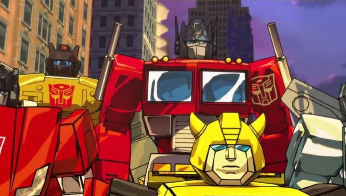 "The Transformers" animated tv series debuted today in 1984. The popular series ran for four seasons and aired a total of 98 episodes. #80s #80stv #80scartoons