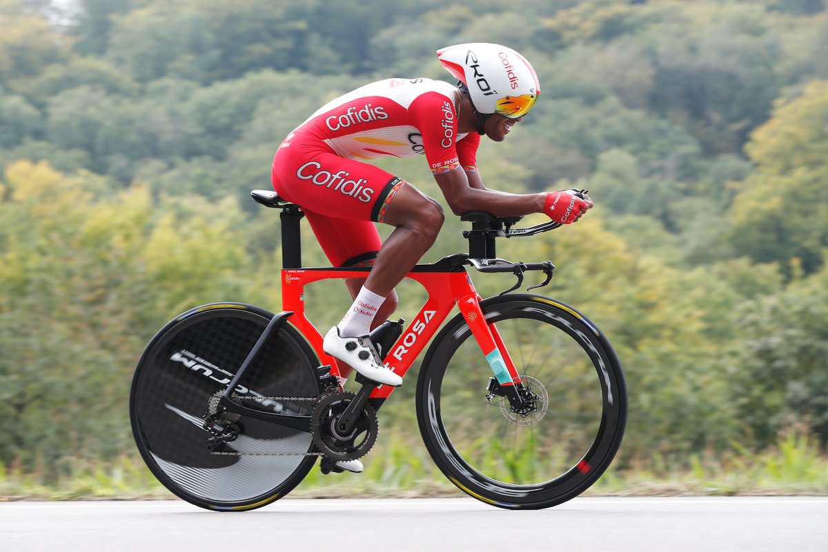 Avec un chrono de 3⃣4⃣'3⃣9⃣, <a href="/Natnaelb2/">Natnael Berhane</a> est le premier de nos coureurs à terminer ce contre-la-montre autour de Dudelange.

#SkodaTour 📷 Getty Images