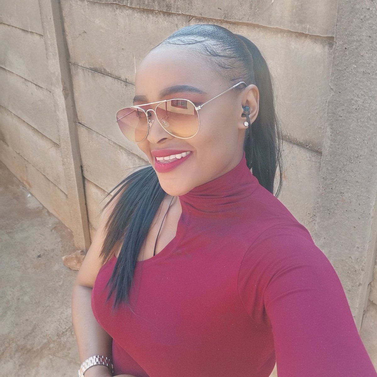 Soft Lady tweet media