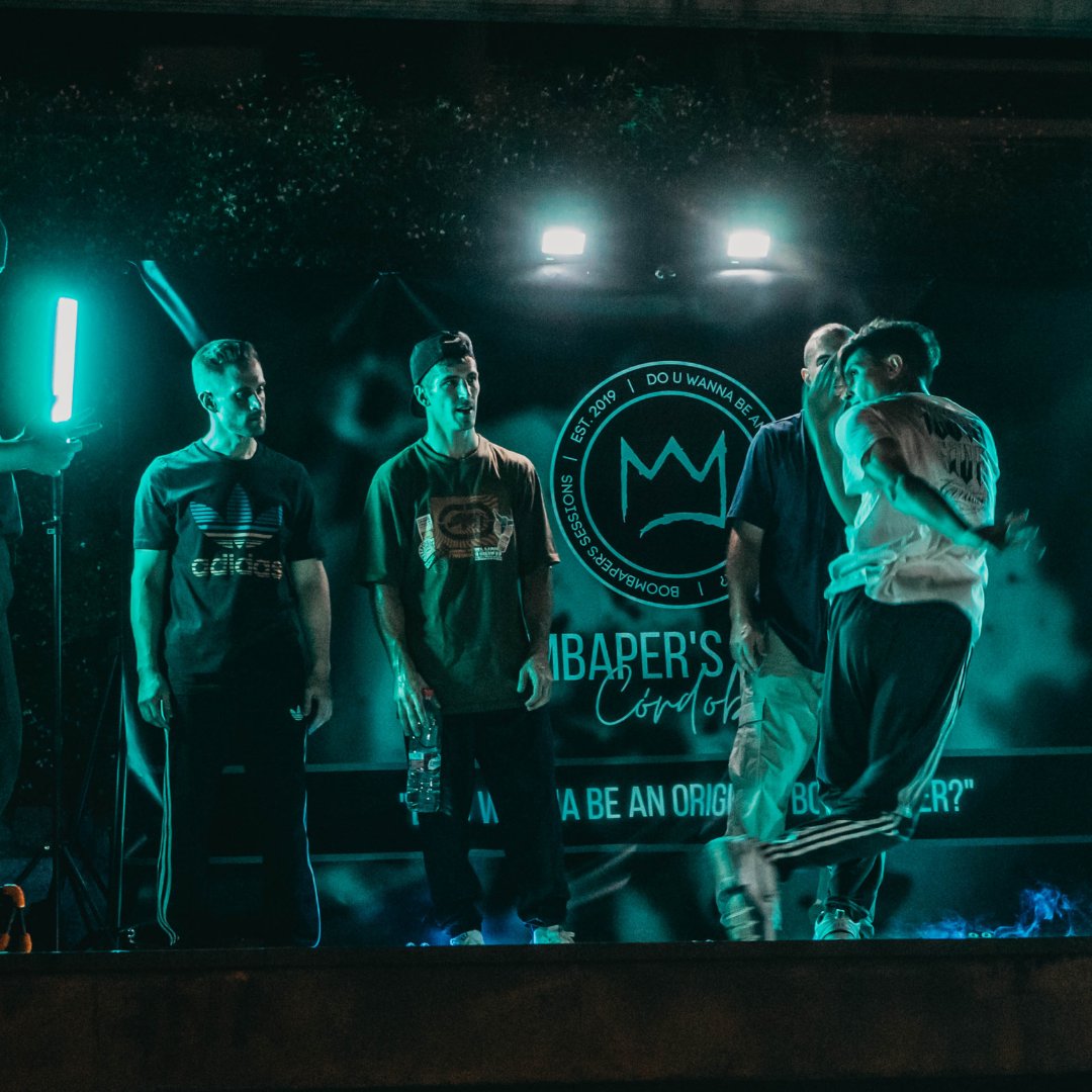 En esta ocasión se apuesta por la danza apoyando la liga de otoño de las Boombapers Sessions, organizada por la @boombapdance y cuya primera cita será el 2️⃣ 5️⃣ de septiembre de 2021 y en la que se podrá disfrutar de competición de baile, exhibiciones de rap y otros espectáculos⚡