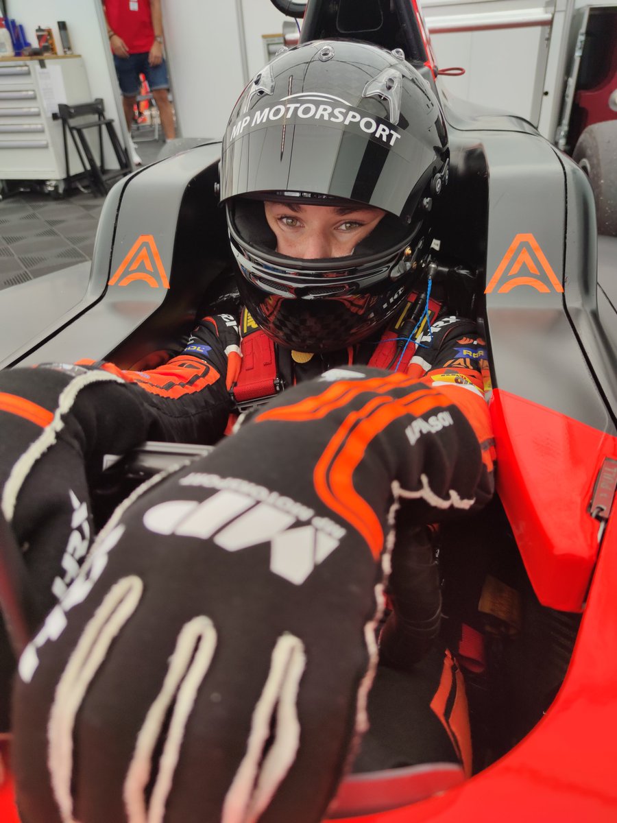 mironpingasov's tweet image. Good Day overall. P11 in my first collective test in @F4Spain 
Looking forward to tomorrow's action! 🎬

Thanks @R_Verschoor1 @mpmotorsport_ 

#MPingasov24