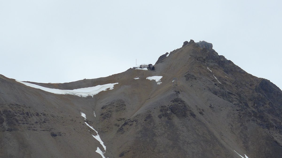 We have our instruments where the clouds are - 475 m above sea level at the #ZeppelinObservatory. You get there by a 14 min ride by cable car and the view is truly stunning!