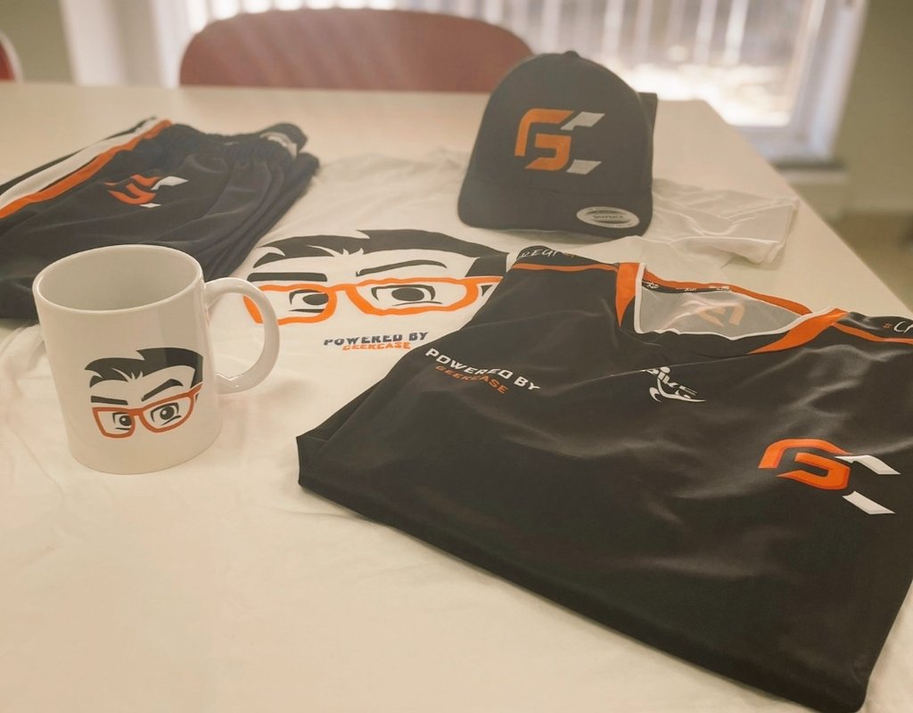 GeekcaseeSports's tweet photo. ���Animem-se Laranjinhas!
Já chegaram as primeiras amostras!
🙏 Um muito obrigado ao nosso parceiro @portugal_strike!
#carregaGC #goLaranjinhas https://t.co/IM80b1lJdR