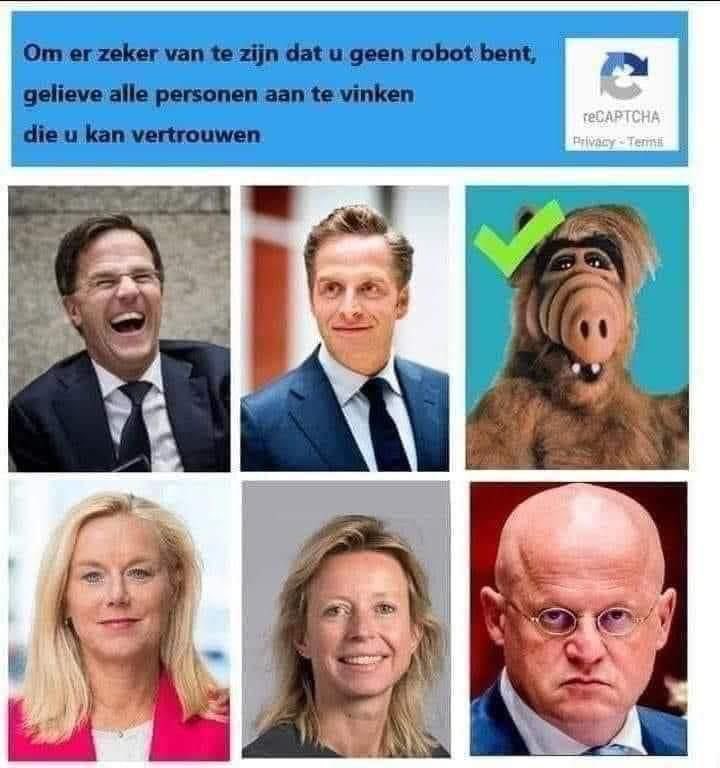 LOL 😂 
Like or retweet if you understand 🚀🚀🚀🚀