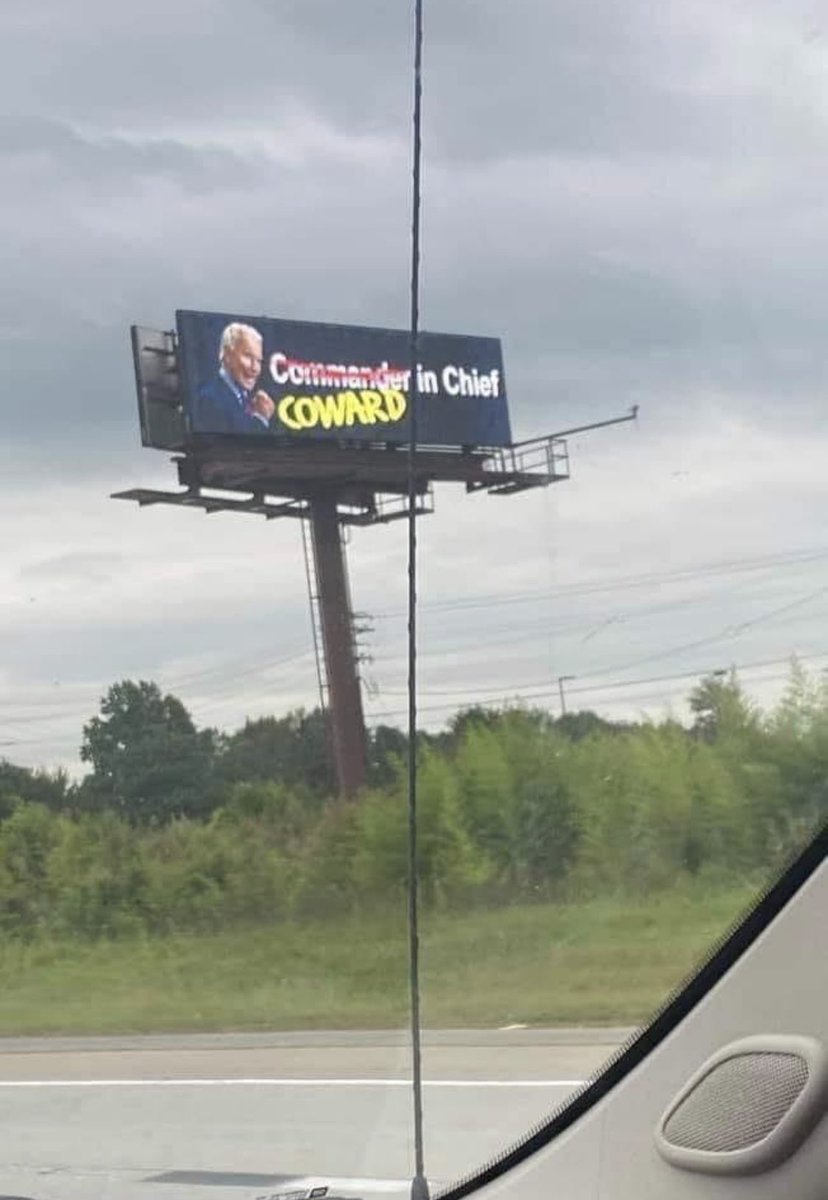 jenngrinestaff's tweet photo. @CloydRivers my personal fave is this one. Also in York, PA. Thank you to @MapleDonuts for all of these fantastic billboards in York, PA. https://t.co/5f20zDBXlj