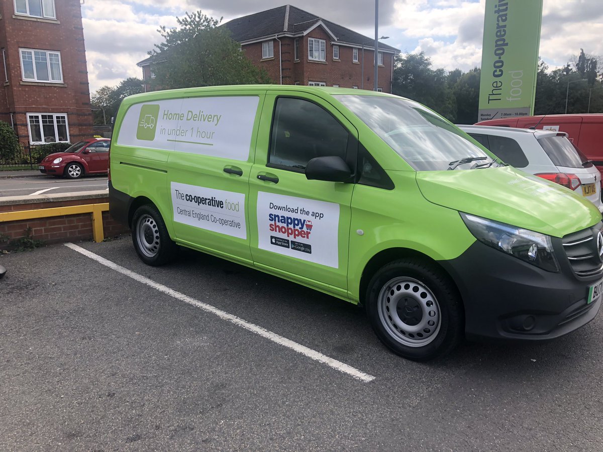 YvonneKS11's tweet photo. A very special mention to Karen at our Overslade store who has supported with training and recruitment for Houlton and has launched with snappy today well done and thank you! @kazhodge @mycoopfood 👏🏻👏🏻👏🏻 https://t.co/OK7qTrjD1o