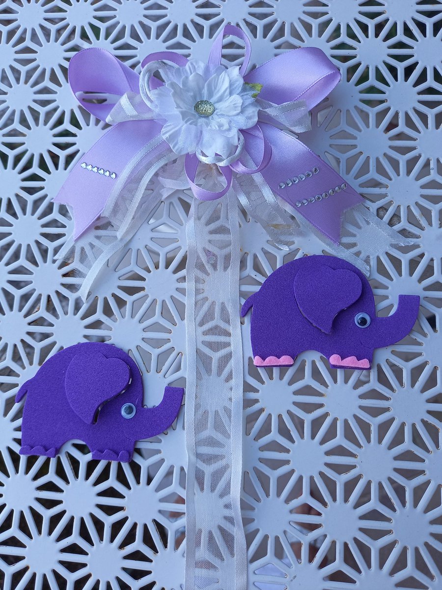 LisiNovella's tweet photo. Elefantini hand-made by Anna💜 #inCerca l'uno dell' altra perché insieme è meglio... #unTemaAlGiorno https://t.co/xkiNnYLH92