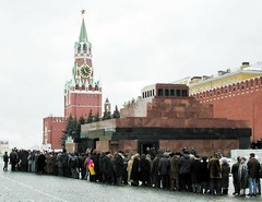 очереди в мавзолей ленина 80- ые. очередь в мавзолей ленина. москва мавзолей ленина очередь. мавзолей ленина ссср. очередь в мавзолей ленина 2021.