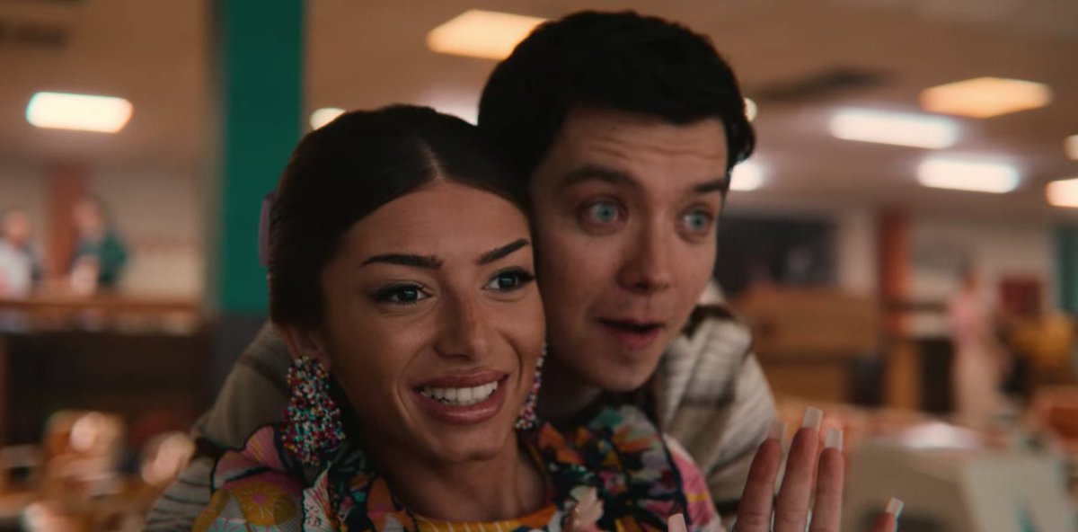 NetflxUpdates's tweet photo. You’ve gotta admit that Ruby and Otis are pretty cute. #SexEducation https://t.co/z31RQFrPLQ