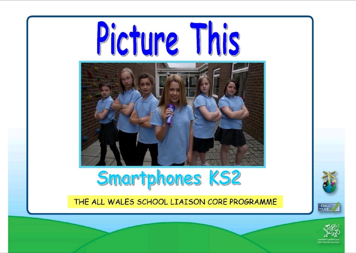SchoolCopChris's tweet photo. Thank you @StCadocsCardiff Blwyddyn 5 &amp; 6 for welcoming me to your school this morning for a #PictureThis lesson on using mobile phones safely. 📱👍 #Schoolbeat #StaySMART #PcChris @SWPCardiff https://t.co/FW4IexvbkH