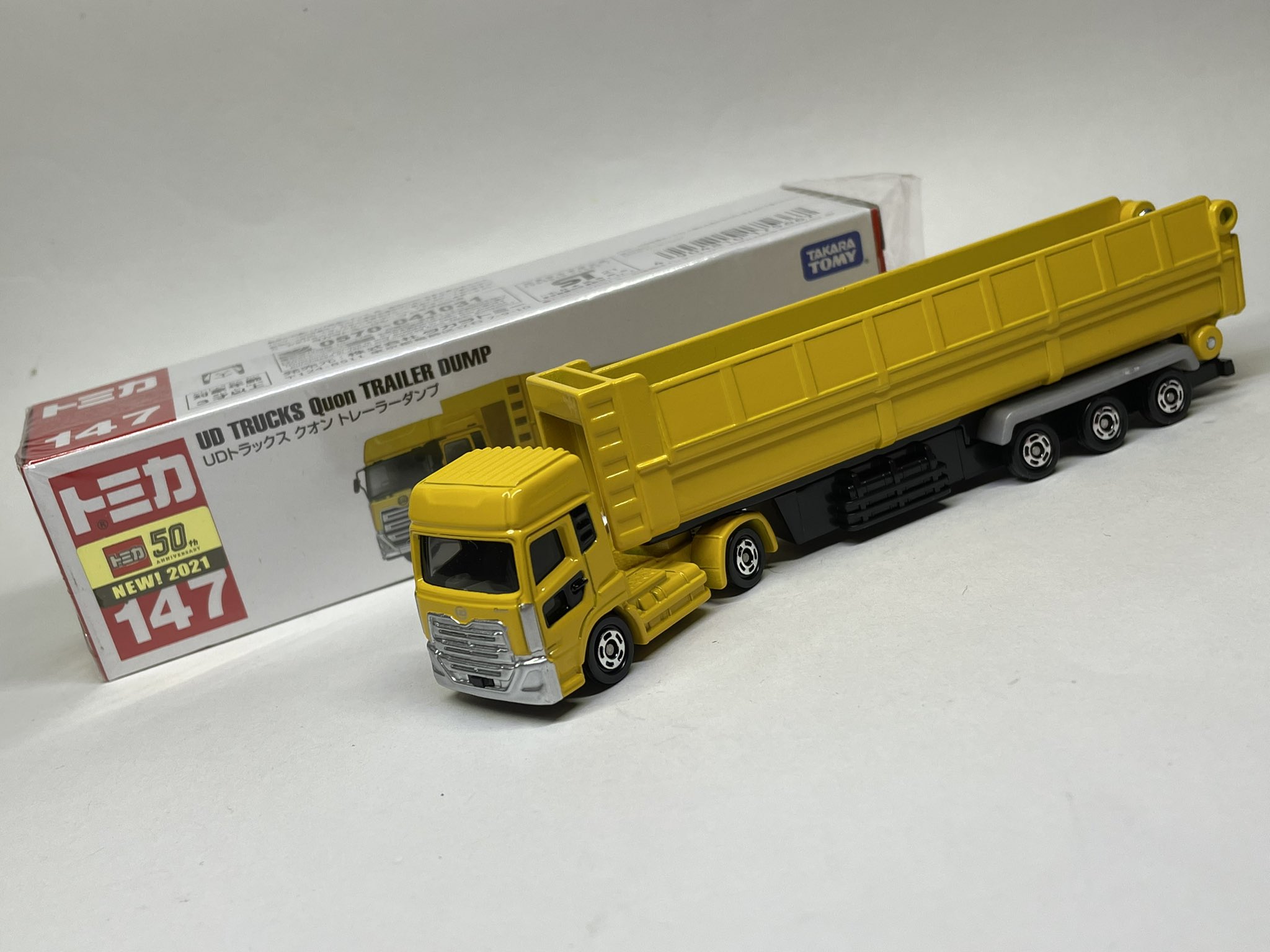 UDトラックス 1/50 クエスター トラクター トレーラー UD TRUCKS UD