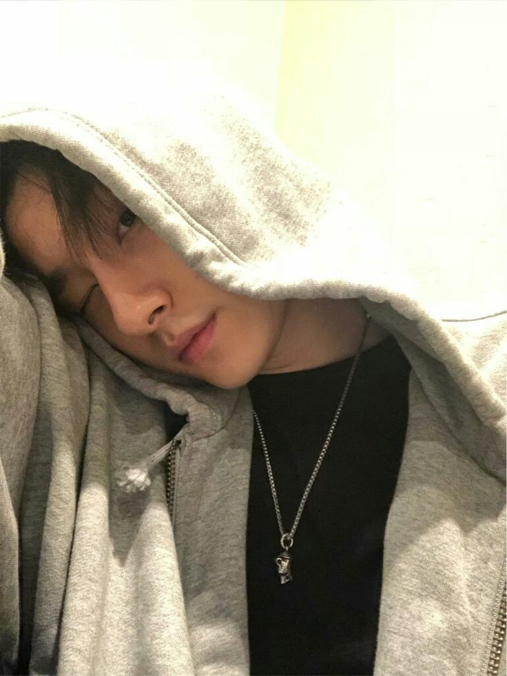 ryuujeen's tweet photo. Kembaran kitaaaaa @ayemjago 

*btw gue lg ts jadi ayem pas ngetweet ini jadi lu jangan aneh ketika lu online bingunh ini konteksnya apa* https://t.co/psz41Ms1Uh