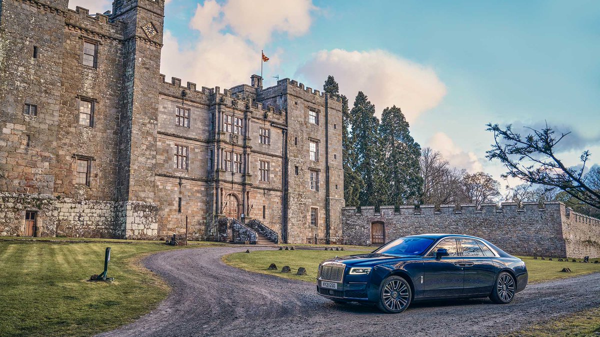 Clever creative folk can evoke a visceral atmosphere using just words and pics: the <a href="/CARmagazine/">CAR magazine</a> drive story in the new #RollsRoyce Ghost took a spooky turn, thanks to spellbinding words by <a href="/GregFountain1/">Greg Fountain</a> and pics by <a href="/JW_FOTO/">John Wycherley</a> 👻
Check it out in the latest October issue out now 👀