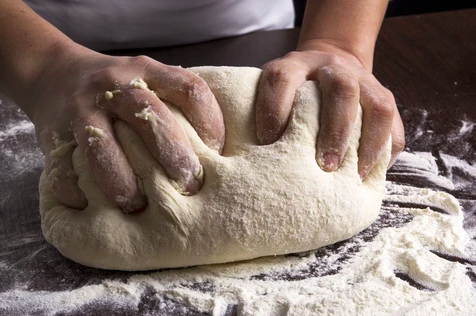 Got some spare time this weekend? Why not spend it mastering some cooking skills! Here are 5 skills that will always serve you well in the kitchen.

circulon.uk.com/blogs/the-culi…