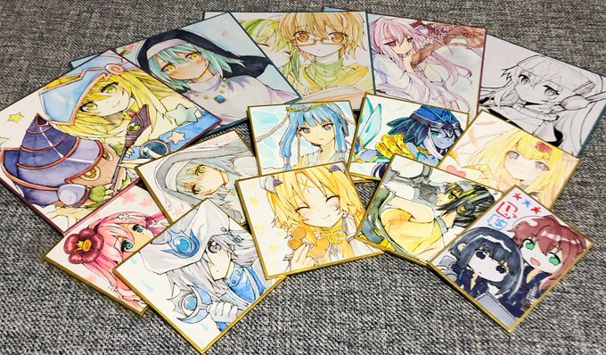 手描き系はこんな感じです〜
小色紙1000円、豆色紙500円、手描きプレマ6000円です。
手描き系は1、2部はお一人様1点でおねがいします
#OCGオンリー 