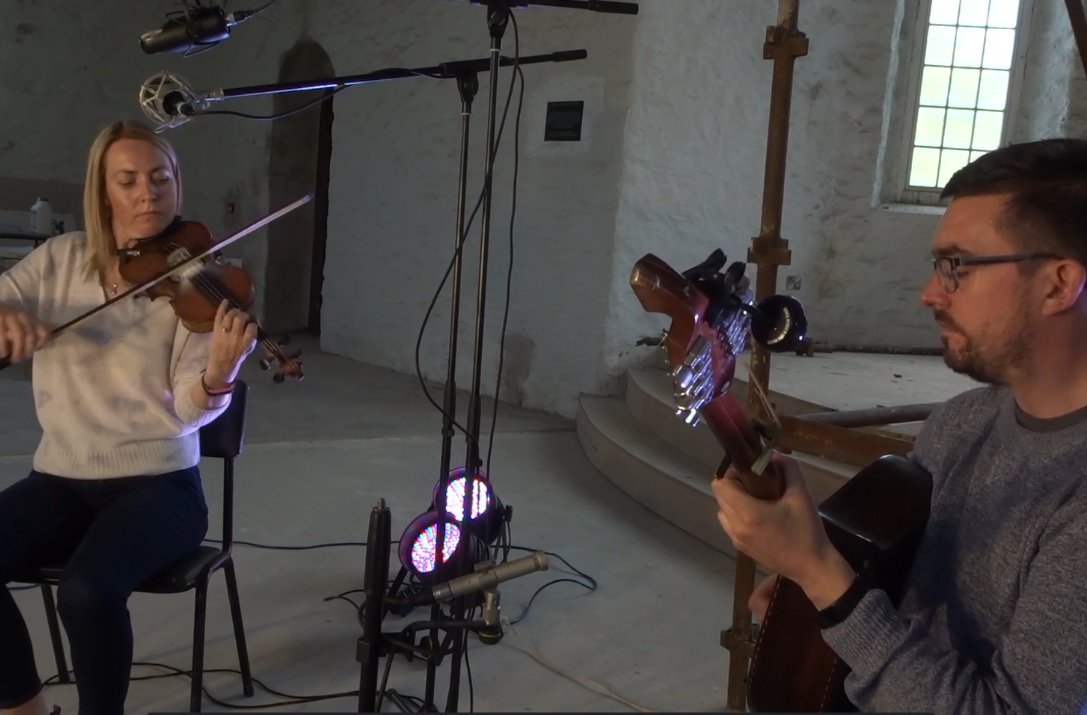 eo_sullivan's tweet photo. https://t.co/ToZU9A9wRw
@ 9pm tonight for #CultureNight2021 I've put together a compilation video of my work in Sliabh Luachra with
The label: https://t.co/L4eRe7Dehd
the festivals: https://t.co/8NIJUJd5B7 and loads more. It's like the old MTV but just for mountainy music. https://t.co/4wnGG9nMV5