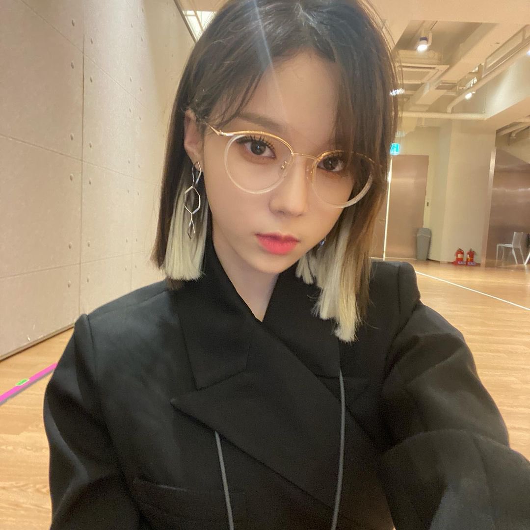onmcey111's tweet photo. ｎｅｗｔａｇ❕

　　　   “03(02)”tokai“

　    winter __ryujin__jeongyeon

　　　　同他◎他グル◎

#aespa好きな人と繋がりたい #MYと繋がりたい #itzy好きな人と繋がりたい #MIDZYと繋がりたい  #onceと繋がりたい https://t.co/TpKf1Cot8F