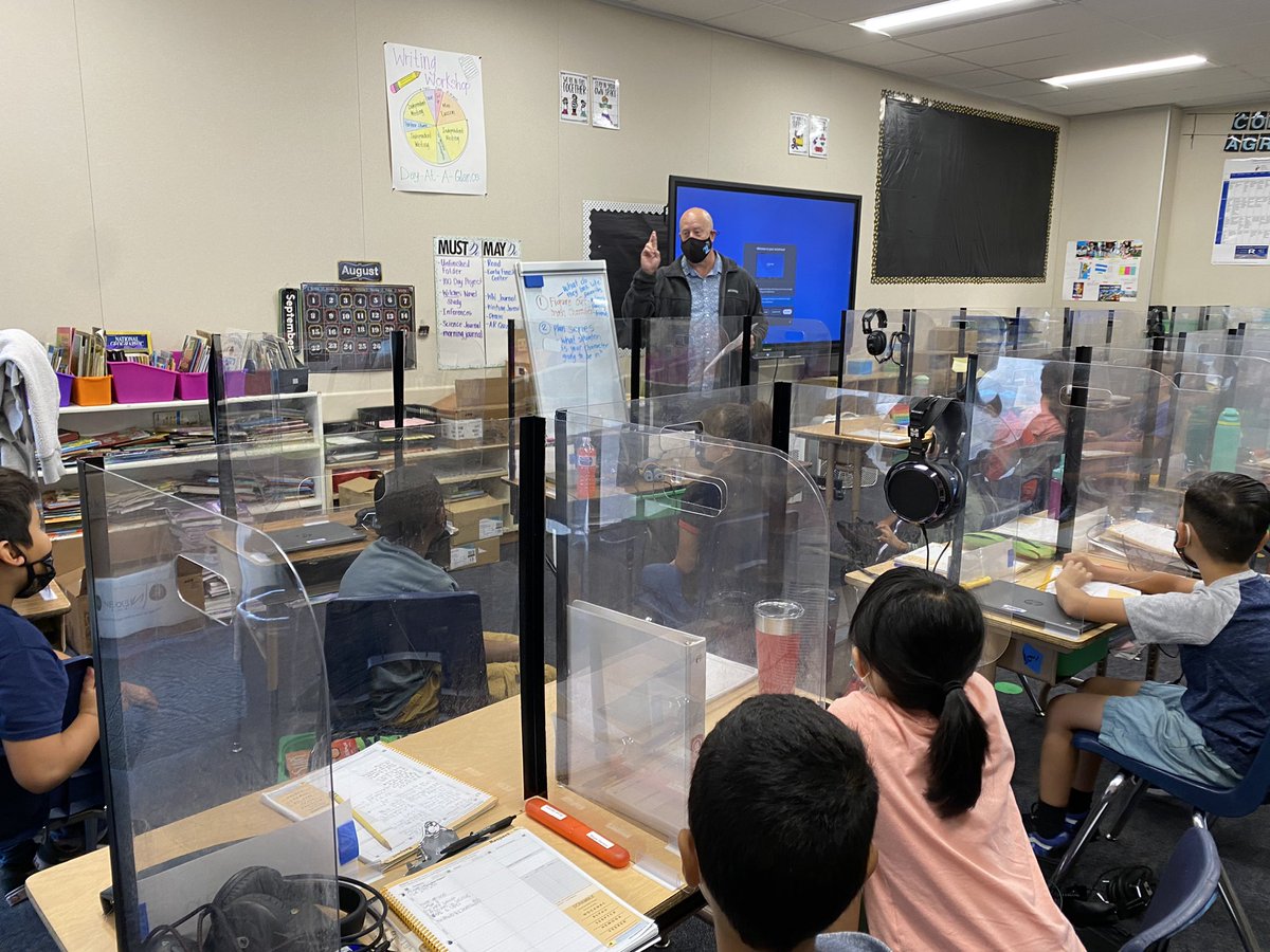 hollingworthhaw's tweet photo. @hollingworth_el principal and #msandreabsa visited classrooms to remind Ss of the BIG R, @AVID4College and share our writing and math school focus. #weareRUSD #weareRUSD #rusd #rowlandschools #hollingworth #hollingworthhawks #hawkpride #makemomentsmatter #everystudenteveryday https://t.co/tnM8LyRVZW