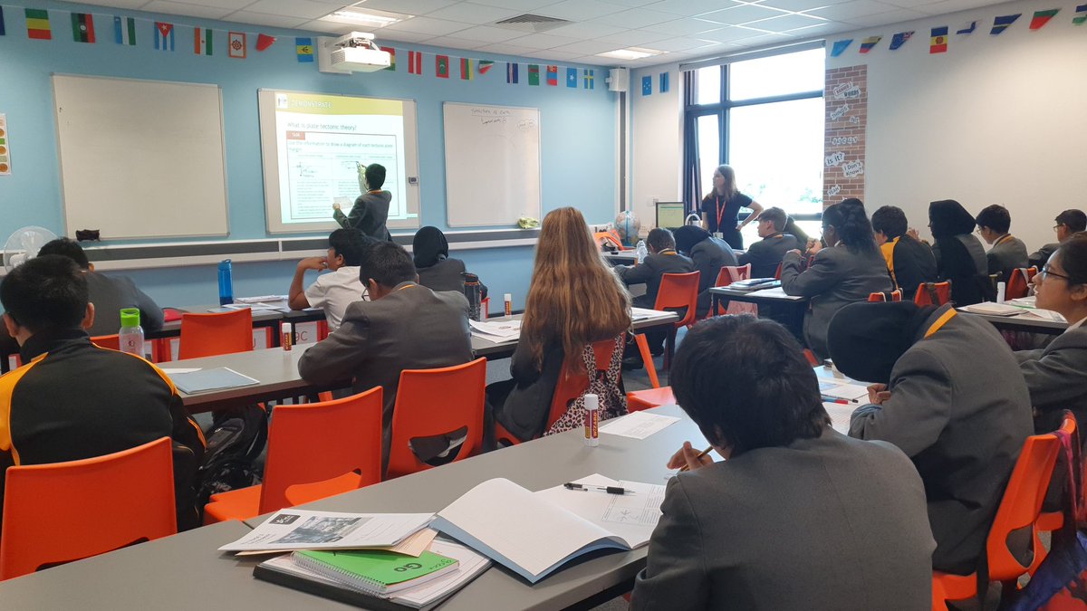 Lovely focus and student interaction in Ms Doughty's @meacentral #TEAMY8 geography class at P5 on a friday afternoon. Super scholars! #workhard