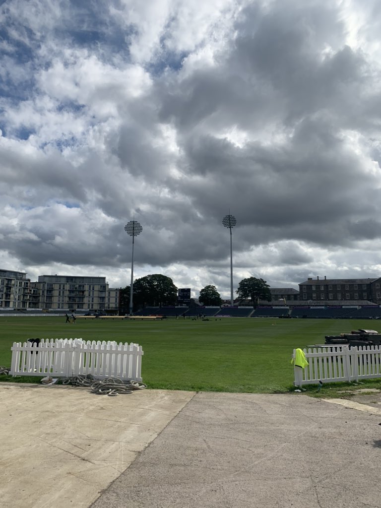 patrickfoster02's tweet photo. Loved speaking to the @_WesternStorm players today as part of our ongoing programme in women’s cricket in partnership with the @PCA First session we have done F2F rather due to online which was brilliant. Great group of players who were very supportive. Good luck tomorrow 🏏👍 https://t.co/Dmkvt0wlro