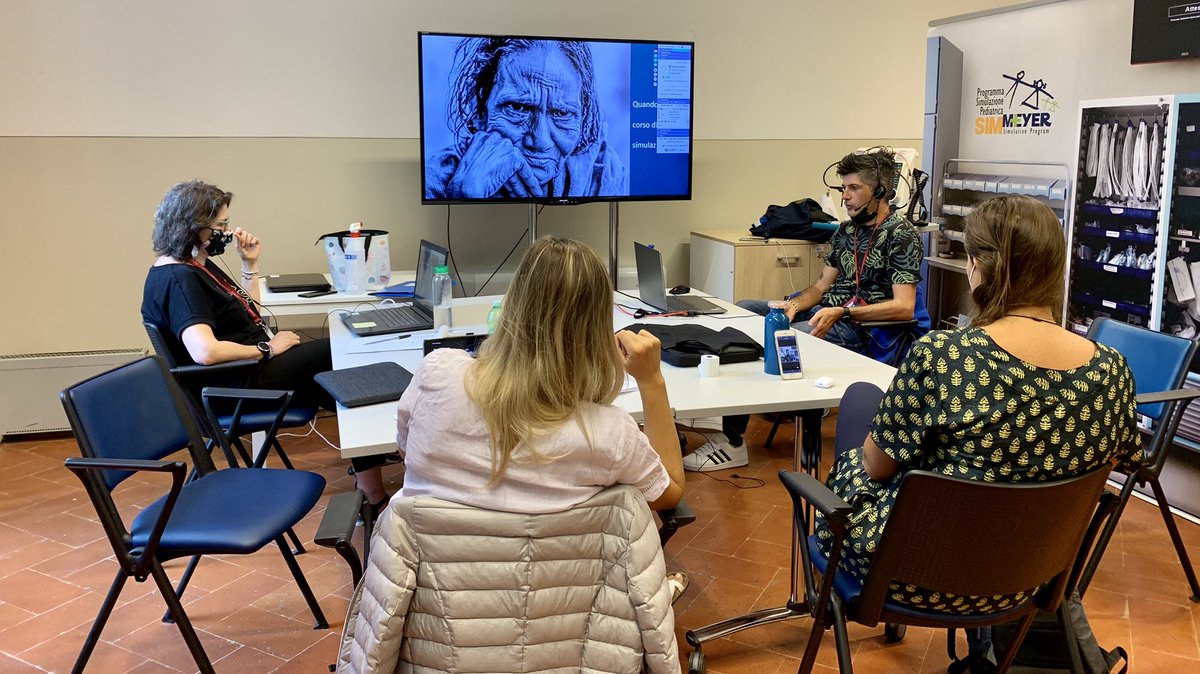 CentroSIMMeyer's tweet photo. Webinar sulle #SimZones tenuto da @fraseveri555. Ospiti “in studio” @alessiaNucci5 e @Serena64879389 (e @dona963 alla regia). Presto sarà possibile riascoltarlo e rivederlo. Come si dice, restate sintonizzati. 🎙

#HcSimWeek21 https://t.co/IHtOZabNo1