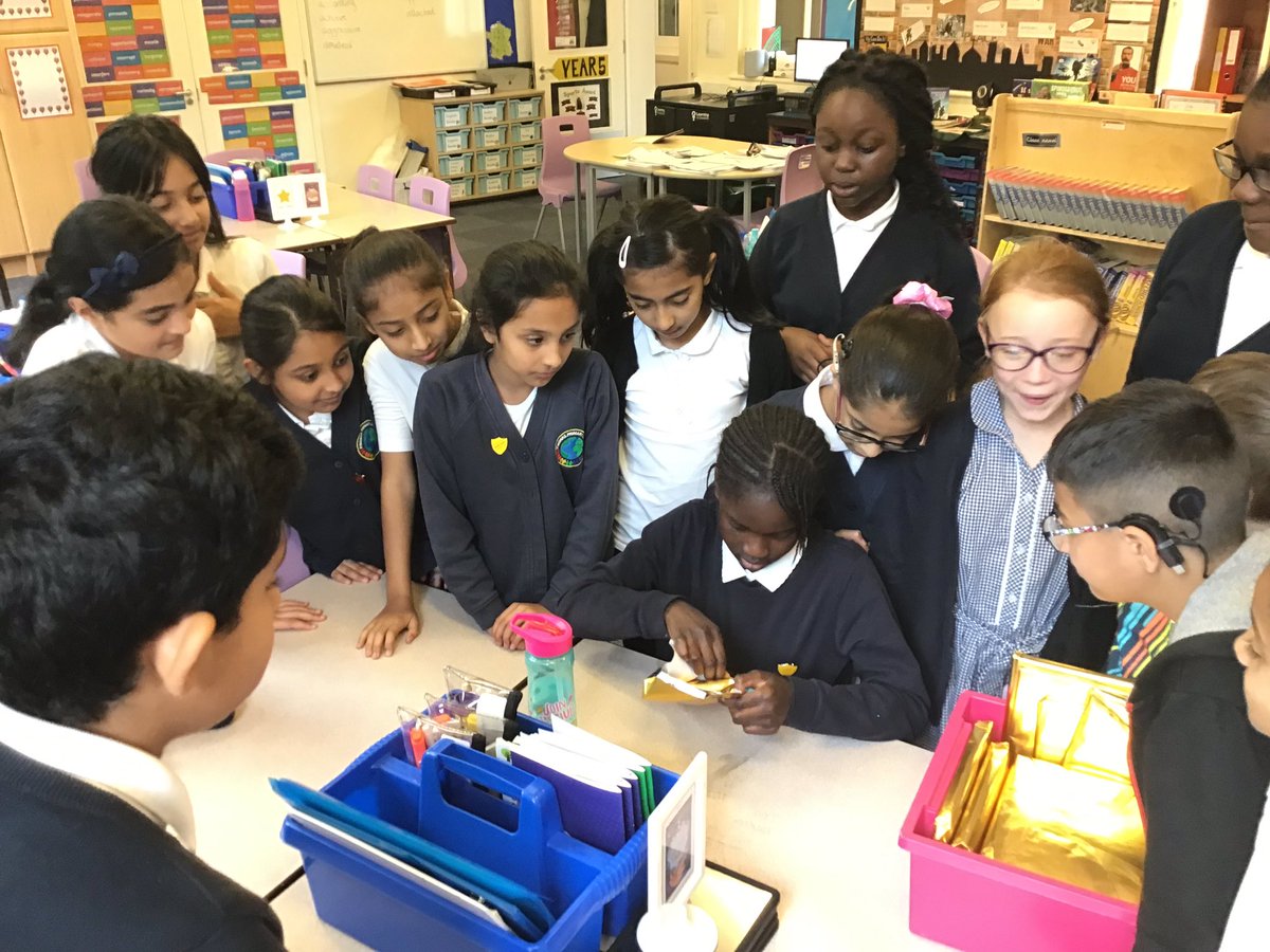 PindersPrimary's tweet photo. Year 5.6 are proud achievers of their first golden book award this week. Amazing start to our reading challenge this year- keep up the good work everyone! #PPReading #PPEnglish https://t.co/dPnLyPAUIl
