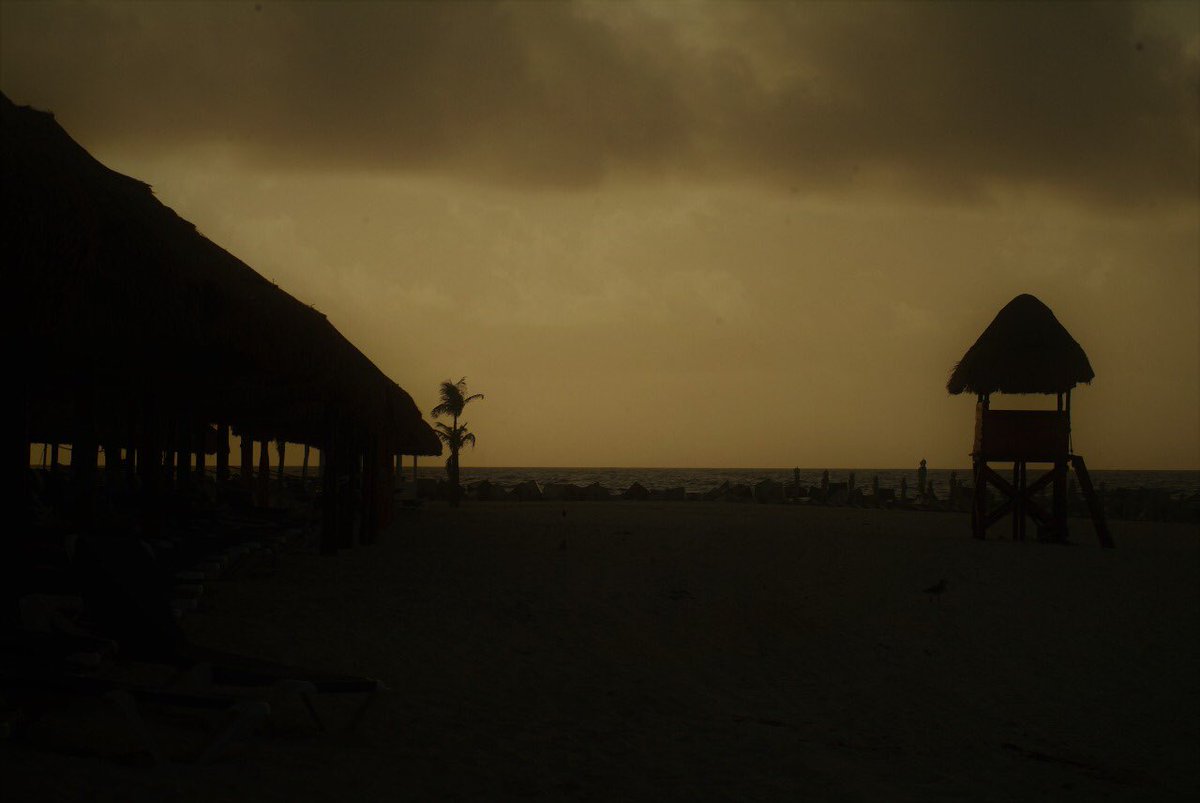 Amigos, buenos días 😃 desde un rinconcito de #México en el #Caribe 🌞. Aprovechemos este viernes para retomar las tareas que mantuvimos en pausa 👊.