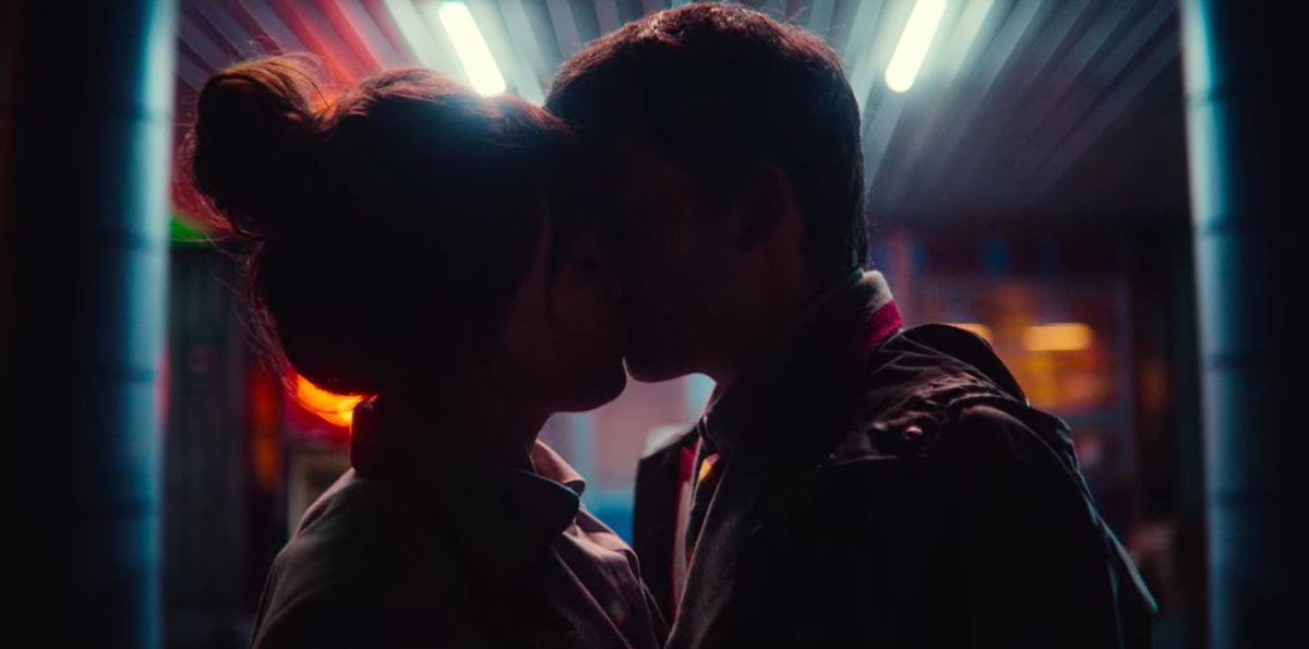 abeyourlight's tweet photo. S1: "You waited. -Of course."
S2: "You did like me. -Of course I did." 
S3:  "Did you mean it [that you love me]? -Of course I meant it." 

Long awaited Maeve and Otis's first kiss, it is the most beautiful scene in whole show for me. Can't get over them. #SexEducation https://t.co/PZjwHsVy1b