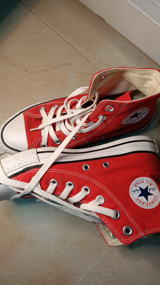 probablyot7's tweet photo. My first converse was definitely the red ones cause I just had to...I'm broke so the fluffy toys and ARMY bombs are far my reach..hence when I got my opportunity I chose this as my own merch for them...as buying a Converse is far more easy than attending the concert.. https://t.co/A53DVZvuOK
