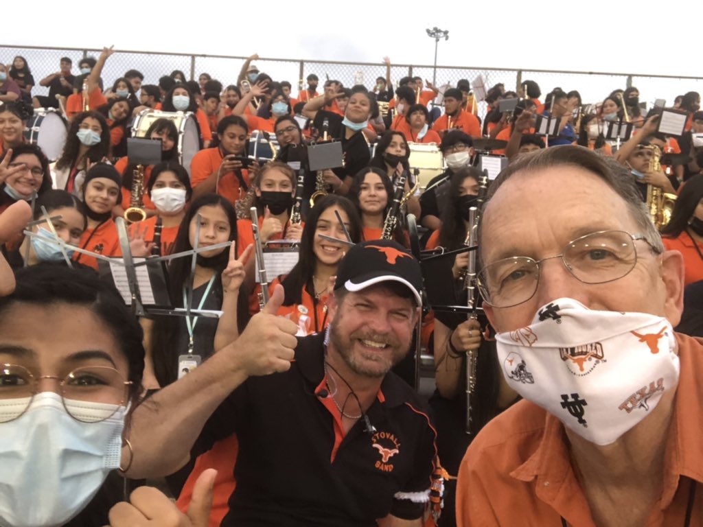 Steer_band's tweet photo. Yesterday was a fantastic day for the Stovall Steer Band — a great pep rally followed by a great football performance. We are so proud of you all! Hope you and your parents had fun tonight. Go BAND! #SteerPride #Homecoming @wright_elsa @AldineISD @lmamerson https://t.co/8beh88DkSU