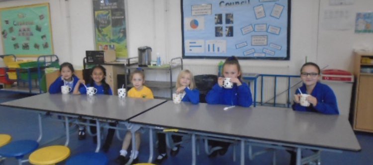 WarrenDellPrim's tweet photo. First βHot Chocolateβ Friday of this school year being enjoyed by our students that have consistently impressed their teachers. Well done to you all! #warrendellfamily #positivepraise #rewards #outstandingbehaviour #agora https://t.co/iAo93xQutu