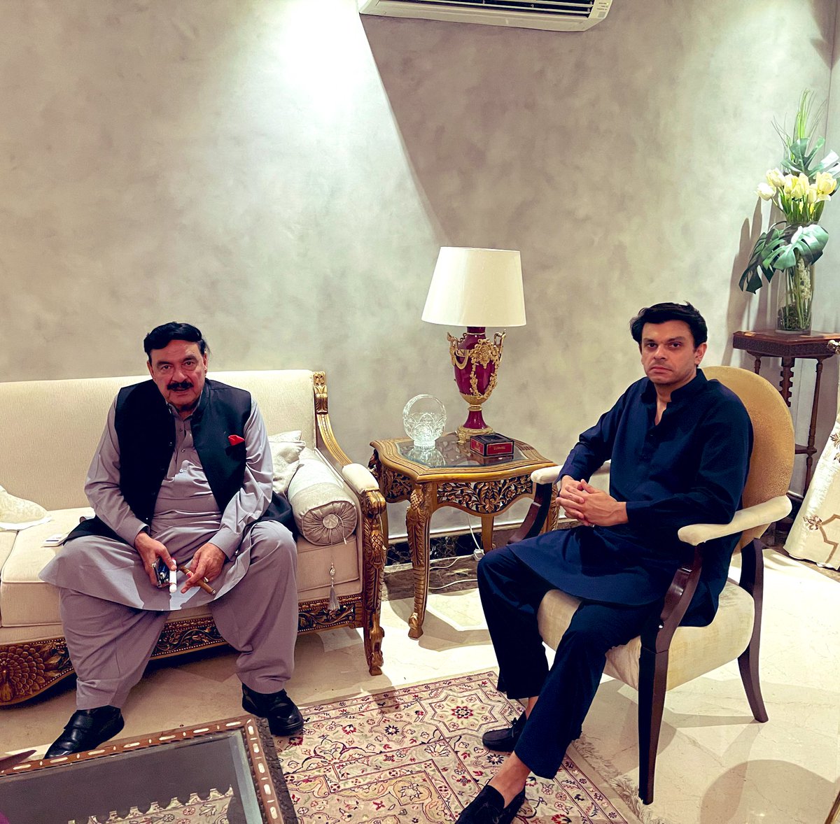 16 September 2021 - #Islamabad. Discussing #regional trends in light of national issues and current situation in #Pakistan with Federal Interior Minister Sheikh Rashid Ahmed, over dinner, hosted at my residence.