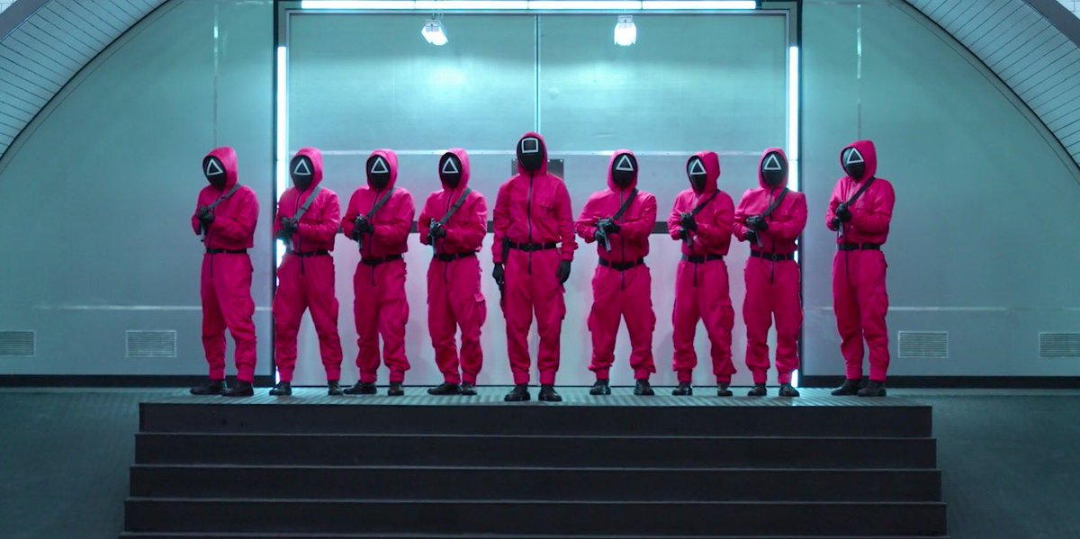 netflixreviewTH's tweet photo. ดูไปเพลินๆ สนุกดีนะ ซีรีส์แนวเซอร์ไวเวิลเกาหลี 'สควิดเกม เล่นลุ้นตาย (Squid Game)' เรื่องราวของเหล่าผู้เข้าแข่งขันที่เสี่ยงชีวิตเข้าเดิมพันกับเกมปริศนาเพื่อไขว่คว้าโอกาสครอบครองเงินรางวัล 45,600 ล้านวอน พากย์ไทยโอเคเลย มี 9 ตอน ลุ้นดี

🧷 : https://t.co/dkOKJ2bKmo https://t.co/1PZMRHwGZk