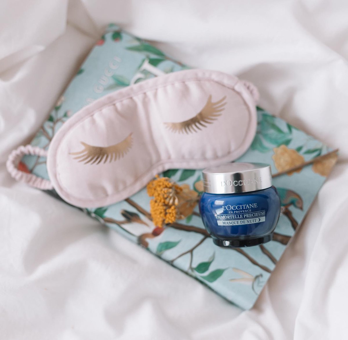 If you can hear your skin singing 'Wake Me Up When September Ends,' look no further than our Immortelle Precious Overnight Mask 💤🎶 📷: @beauty_heaven_blog