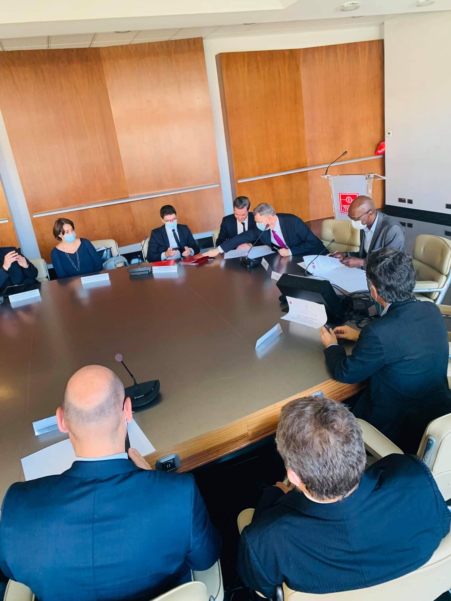 [🔴LIVE] Signature de la convention de la toute première #licence " juriste de copropriété" en alternance, 1ère en France ✍️