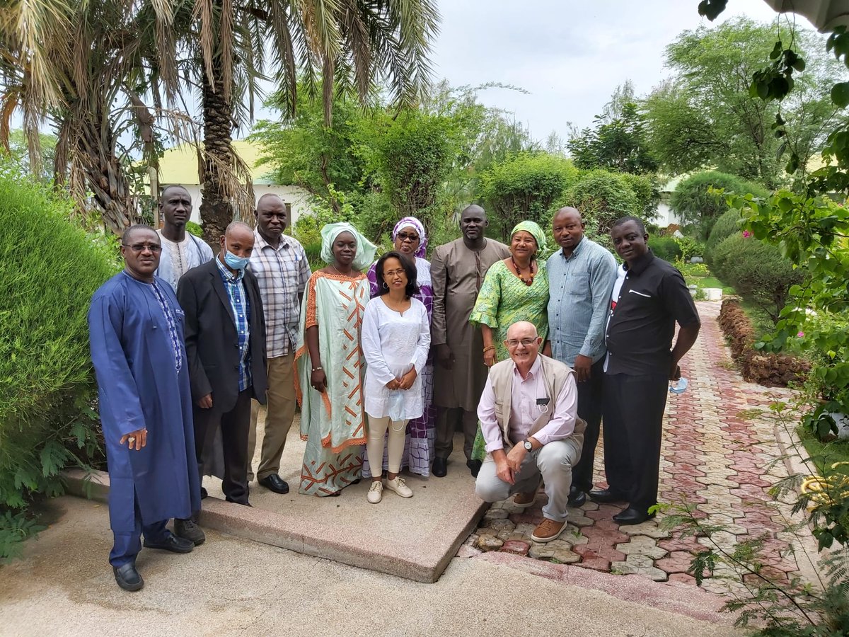EnabelauSenegal's tweet photo. Le programme santé d'Enabel au Sénégal a accueilli une mission du @Ministère de l’Action Sociale et des Personnes Vulnérables et ONG guinéennes, venue s'inspirer du modèle des unités départementales d'assurance maladie, #UDAM, dans le cadre de la #CMU en Guinée. https://t.co/Uh6oEHvIMs