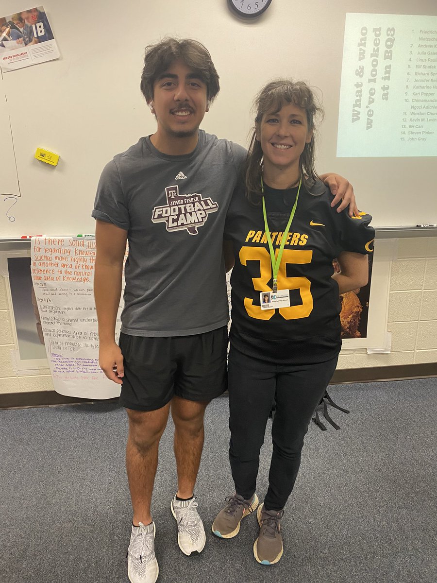 iii_juan_ct's tweet photo. Game day! #KOGameDay @KLEINOAKFB  @TDzubin https://t.co/5nSMXOSydT