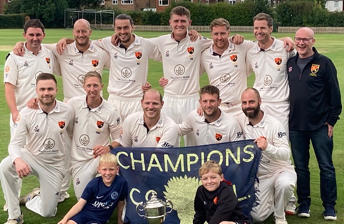 nantwichnews's tweet image. SPORT: @NantwichCC 1sts celebrate 5th league title in 12 years after victory in final game of season ow.ly/MF7850GbQIj