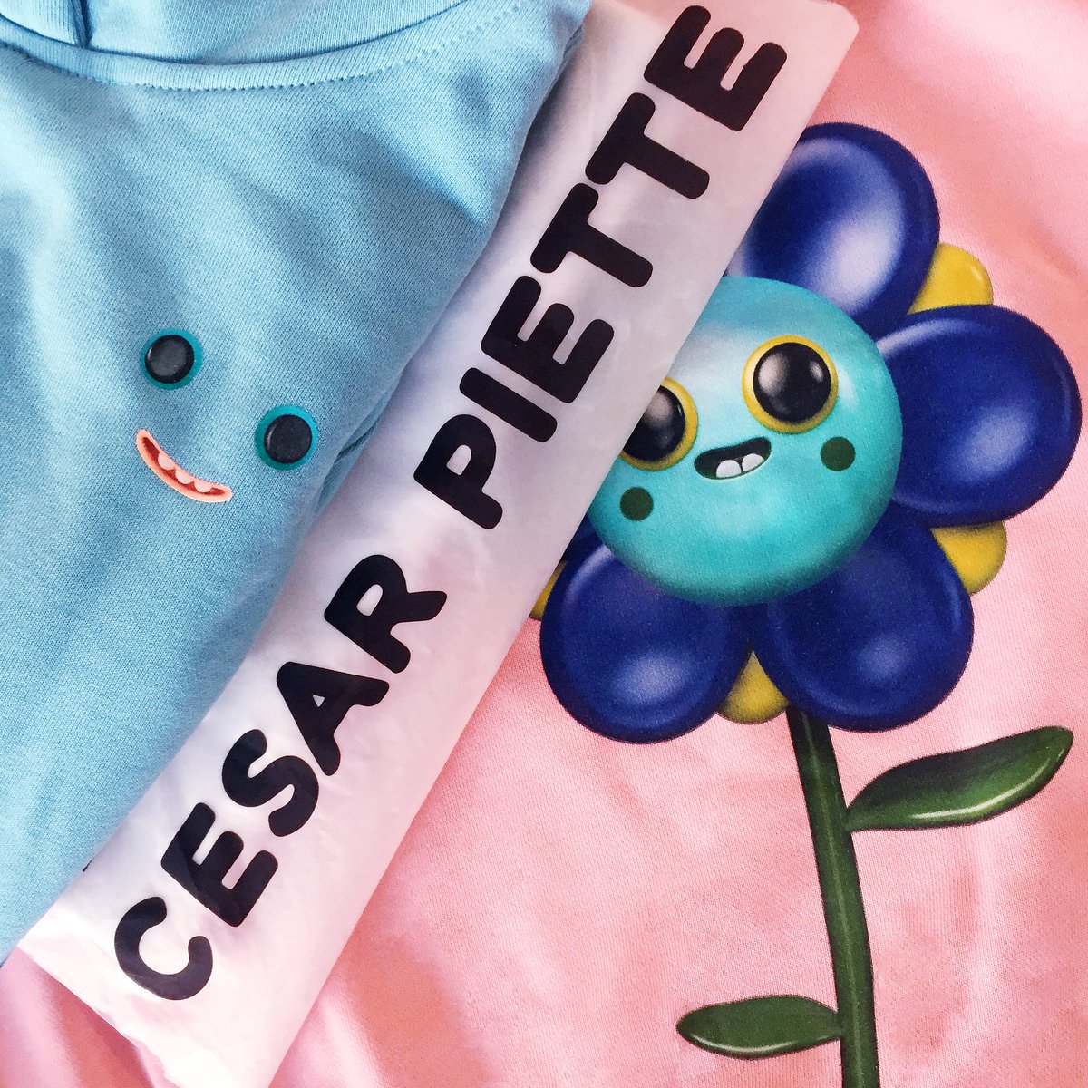 AlmineRech's tweet photo. Surprise merch giveaway to celebrate César Piette's latest NFT on @withFND 🔥 To participate:

-Retweet
-Follow @AlmineRech
-Tag 3 friends!

5 winners will be contacted when auction closes on Foundation. Good luck!

#césarpiette #foundation #alminerech #alminerecheditions https://t.co/9titw21R11