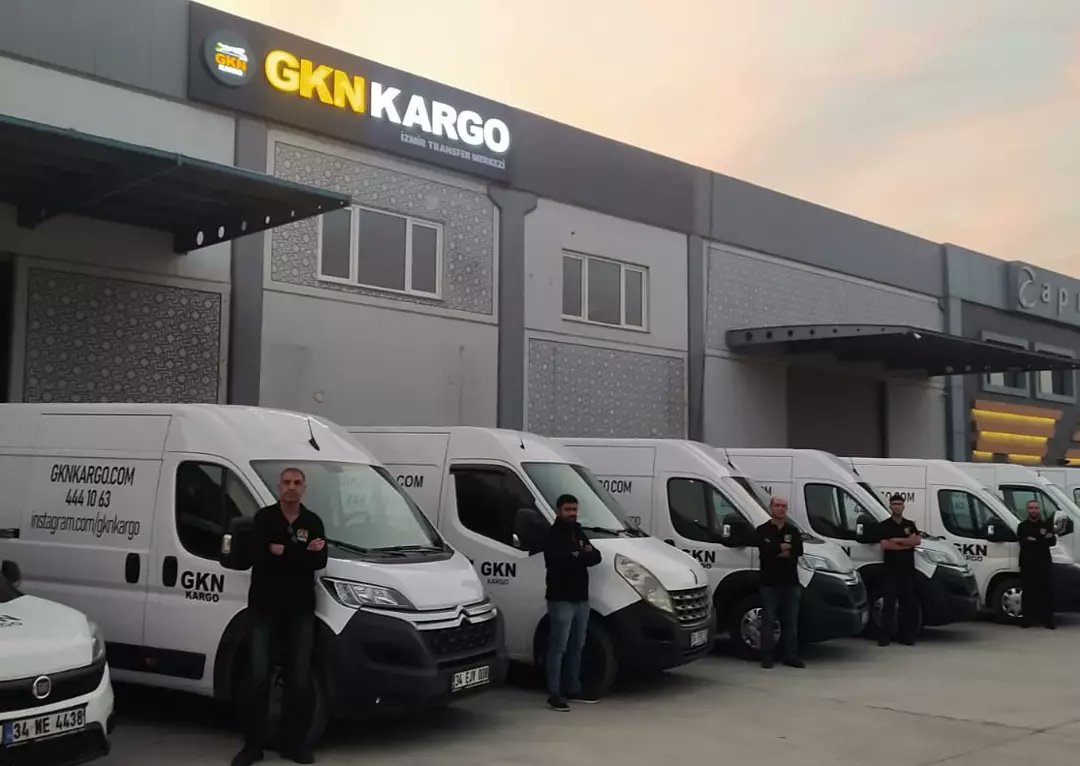 GKN Kargo on X: "Ege Bölge Müdürlüğü 2000 metrekare kapalı alan 1000 metrekare açık alanı ve 20 dağıtım/toplama aracı ile İzmirlilerin hizmetindedir. İzmir Bölgeye bağlı olarak Manisa, Aydın, Denizli, Muğla il ve