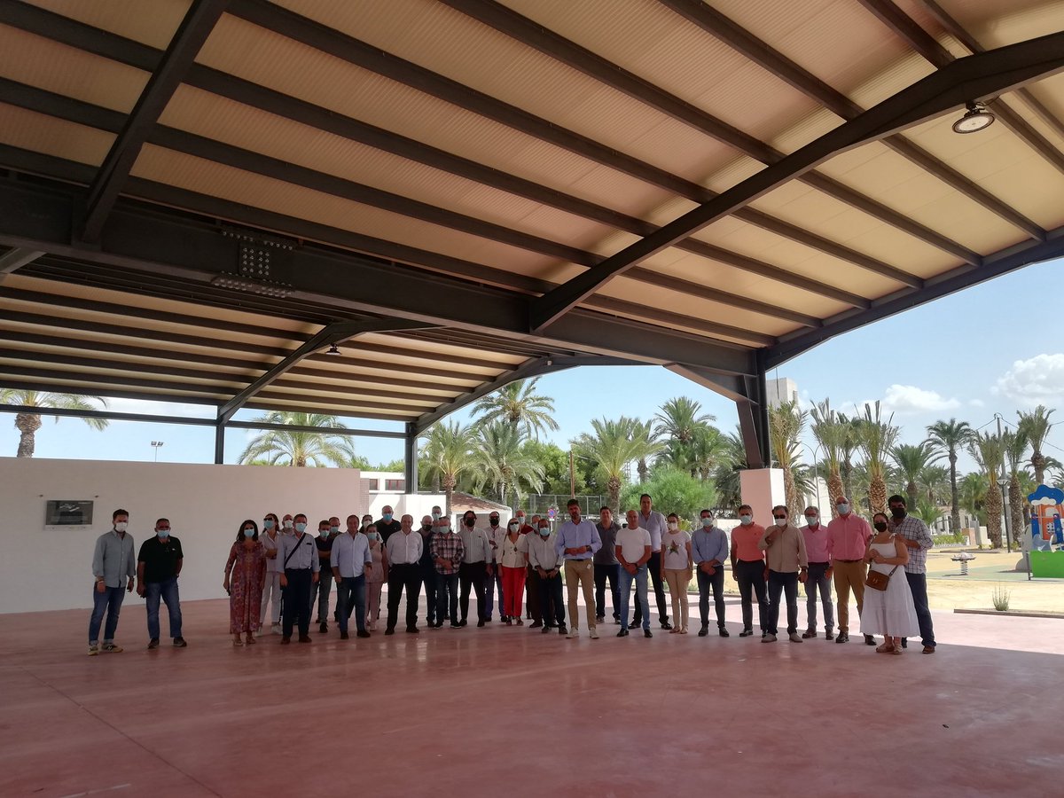 Aljarafe_Donana's tweet photo. Concluimos estas jornadas de intercambio #LICLE visitando la #ComunidadEnergética más grande de España, una iniciativa de #COMPTEM @grupoenercoop localizada en una pedanía de #Crevillente en #Alicante. ¡Una interesanísima experiencia piloto!!
#transiciónenergética https://t.co/MJVBGXJRKa