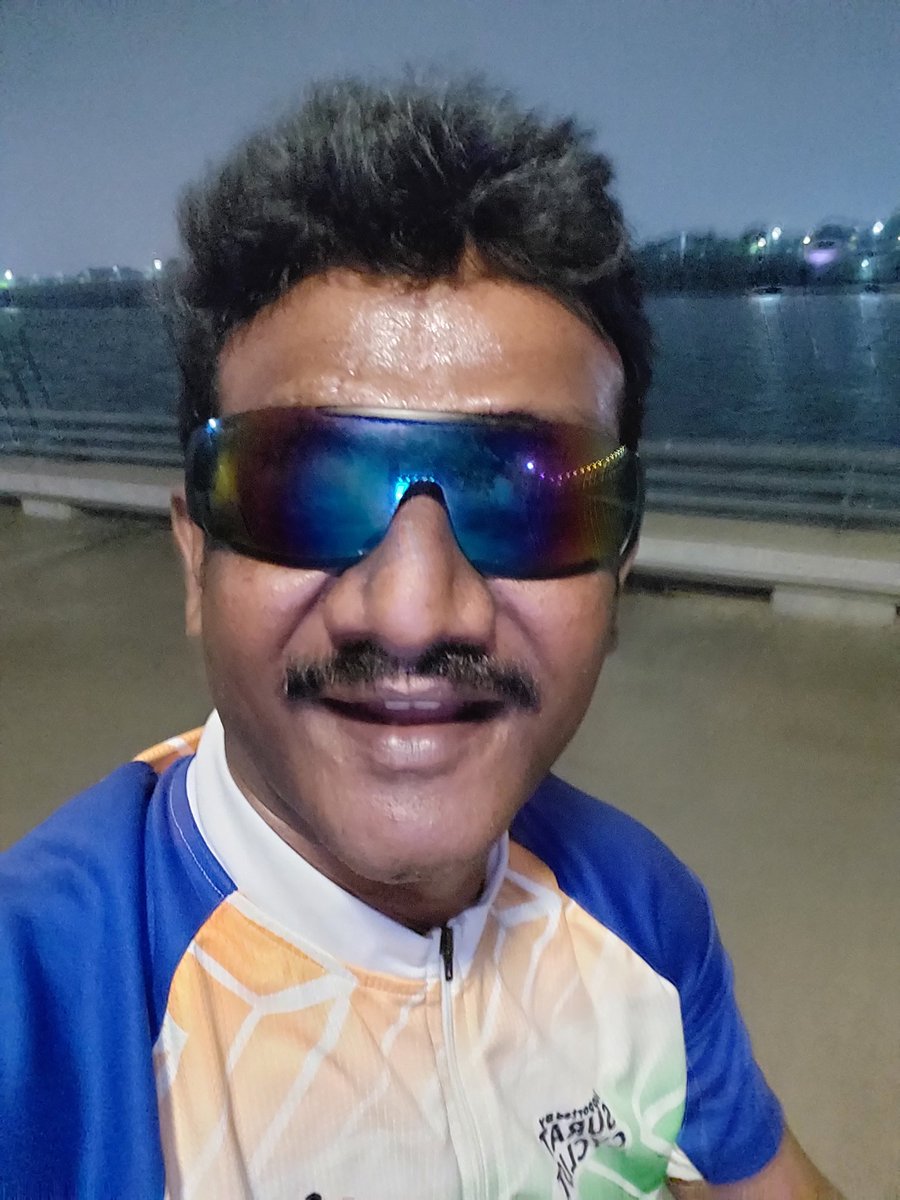 iamyourschirag's tweet photo. Fit India freedom Cycling 🚲🤝🇮🇳 #AzadiKaAmritMahotsav #HappyBirthdayPMModi #CycleYug #OzoneSaviours #FitIndia https://t.co/7omA3dE8Sj