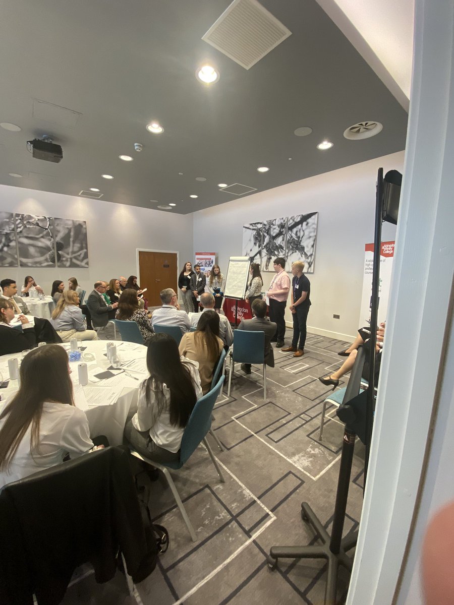 The final pitches ! It all comes down to the votes of the #VentureSpecialists ! Which team will wow the judges and win #VentureVortex 2021 ! <a href="/AbWitCollege/">Abingdon & Witney College</a> @HGIAbingdon