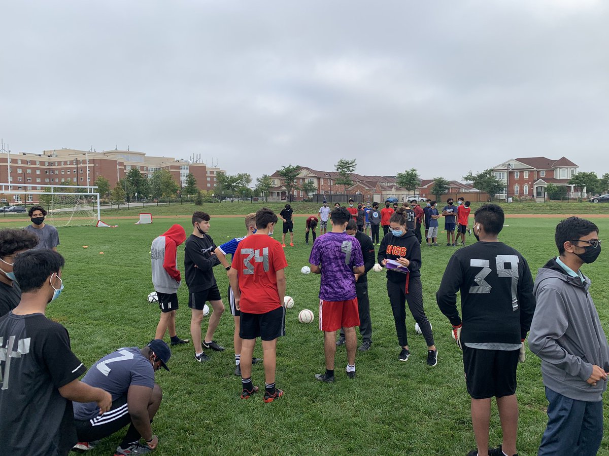 BillHogarthSS's tweet image. It was great to see so many students out on the field this morning for Junior &amp;amp; Senior Boys’ soccer tryouts! Thank you to BHSS Soccer Coaches Mr. Good, Ms. Lancia &amp;amp; Ms. Vatalaro @BHSSathletics