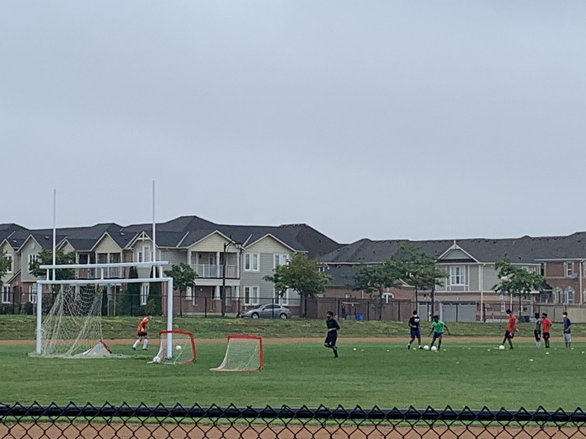 BillHogarthSS's tweet image. It was great to see so many students out on the field this morning for Junior &amp;amp; Senior Boys’ soccer tryouts! Thank you to BHSS Soccer Coaches Mr. Good, Ms. Lancia &amp;amp; Ms. Vatalaro @BHSSathletics