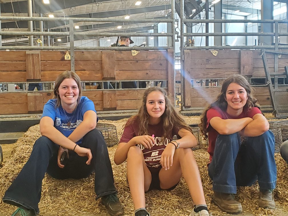 LCC_FFA's tweet photo. Congrats to our LCC FFA kids that represented our chapter at State Fair! https://t.co/11pIUJb5Fc