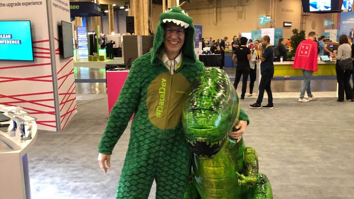 When your President and CEO is a developer at heart. 💚🦖

Sharing a throwback of <a href="/MarkTNelson/">Mark Nelson</a> to celebrate Tableau #DataDev Appreciation Week!